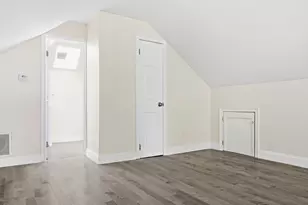 45 Eddy St, Cranston, RI 02920 - Photo 15