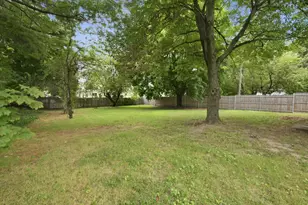 45 Eddy St, Cranston, RI 02920 - Photo 3