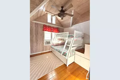36 Riverside Avenue, Portsmouth, RI 02871 - Photo 21
