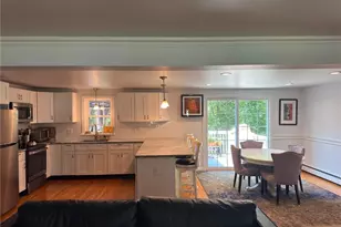 109 Terre Mar Dr, North Kingstown, RI 02852 - Photo 3