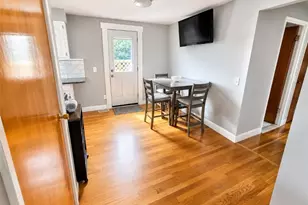 5 Lawrence Dr, East Providence, RI 02914 - Photo 9