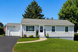 5 Lawrence Dr, East Providence, RI 02914 - Photo 1