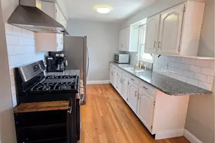5 Lawrence Dr, East Providence, RI 02914 - Photo 11