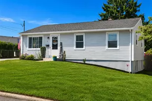 5 Lawrence Dr, East Providence, RI 02914 - Photo 3