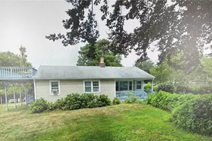 64 Hemlock Ave, Narragansett, RI 02882 - Photo 15