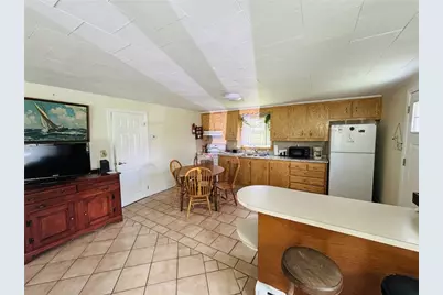 64 Hemlock Avenue, Narragansett, RI 02882 - Photo 5