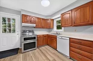 40 Thurston Dr, Hopkinton, RI 02832 - Photo 11