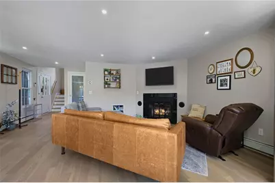 10 Cutters Green #B, North Providence, RI 02904 - Photo 7