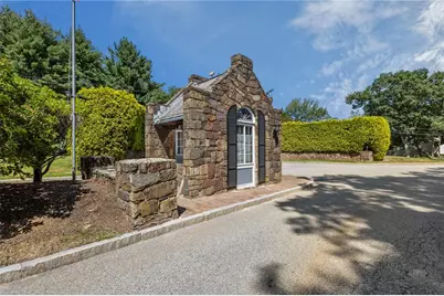 10 Cutters Green #B, North Providence, RI 02904 - Photo 49