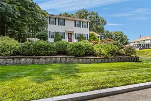 5 Lauretta Ln, Lincoln, RI 02865 - Photo 1