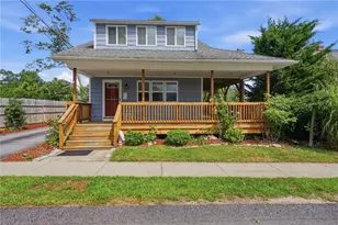 464 Nausauket Rd, Warwick, RI 02886 - Photo 1