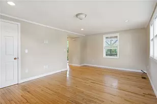 464 Nausauket Rd, Warwick, RI 02886 - Photo 21