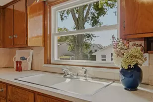 205 Lincoln Ave, Barrington, RI 02806 - Photo 31