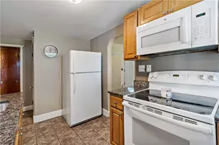 21 Minda Ln, Coventry, RI 02816 - Photo 11