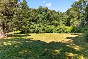 4055 S County Trail, Charlestown, RI 02813 - Photo 9