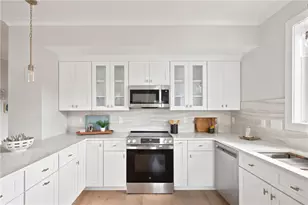 67 Queen St, East Greenwich, RI 02818 - Photo 7