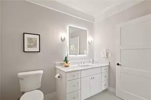67 Queen St, East Greenwich, RI 02818 - Photo 13