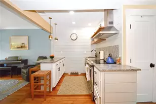 7 Bayview Ave, Bristol, RI 02809 - Photo 13