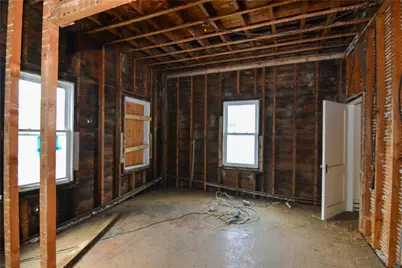 339 Pawtuxet Avenue, Warwick, RI 02888 - Photo 9