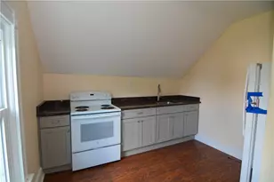 339 Pawtuxet Ave, Warwick, RI 02888 - Photo 11