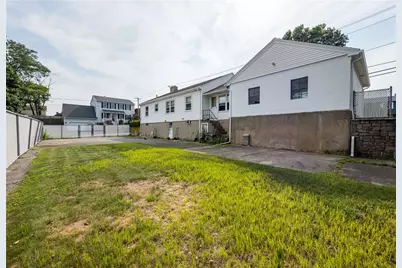 200 Budlong Road, Cranston, RI 02920 - Photo 5