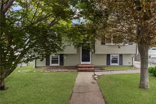 34 Queen St, Cranston, RI 02920 - Photo 1
