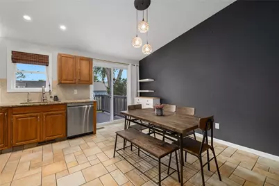 34 Queen Street, Cranston, RI 02920 - Photo 5