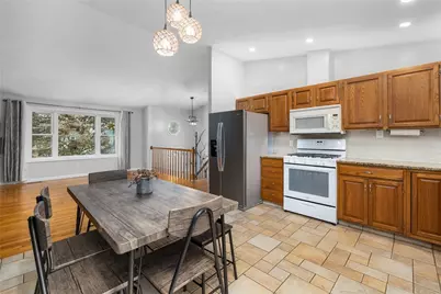 34 Queen Street, Cranston, RI 02920 - Photo 11
