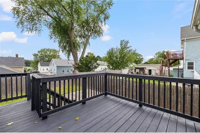 34 Queen Street, Cranston, RI 02920 - Photo 43