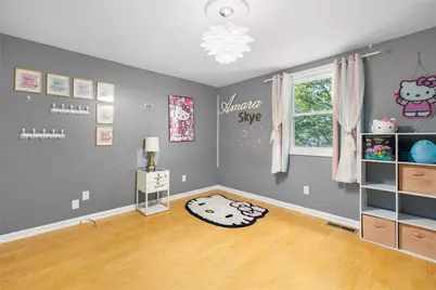 34 Queen Street, Cranston, RI 02920 - Photo 27