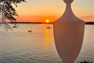 217 Hope St, Bristol, RI 02809 - Photo 15