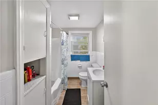 21 Rufus St, Pawtucket, RI 02860 - Photo 17