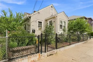 106 John St, Pawtucket, RI 02861 - Photo 3