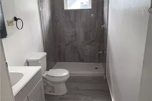 68 Whitmarsh St, Providence, RI 02907 - Photo 9