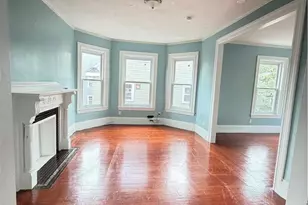 68 Whitmarsh St, Providence, RI 02907 - Photo 17