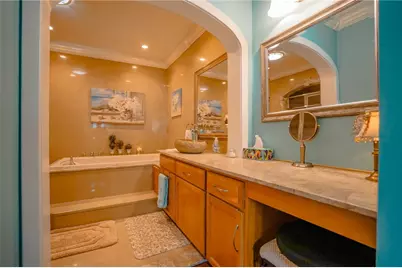 600 N Broadway #2C, East Providence, RI 02914 - Photo 9