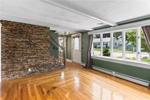327 England St, Cumberland, RI 02864 - Photo 13