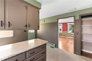 327 England St, Cumberland, RI 02864 - Photo 7