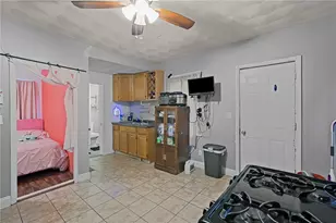 11 Eva St, Providence, RI 02909 - Photo 11