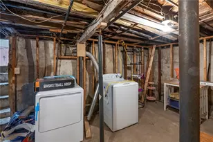 11 Eva St, Providence, RI 02909 - Photo 31