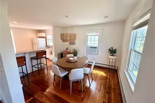 61 Bliss Rd, Newport, RI 02840 - Photo 5