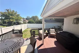 61 Bliss Rd, Newport, RI 02840 - Photo 17