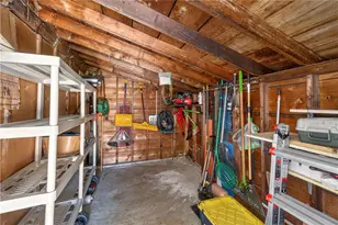24 Crane St, Warwick, RI 02889 - Photo 5