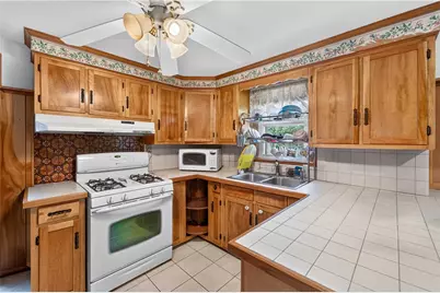 24 Crane Street, Warwick, RI 02889 - Photo 9