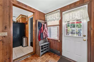 24 Crane St, Warwick, RI 02889 - Photo 15