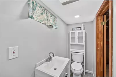 24 Crane Street, Warwick, RI 02889 - Photo 27