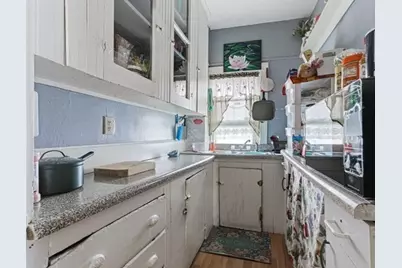 143 S Division Street, New Bedford, MA 02744 - Photo 11