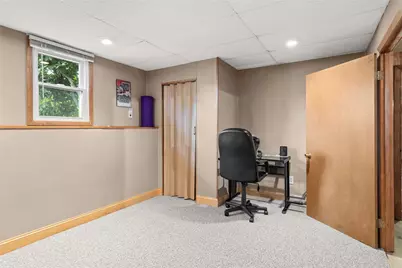 67 Winston Avenue, Warwick, RI 02886 - Photo 37