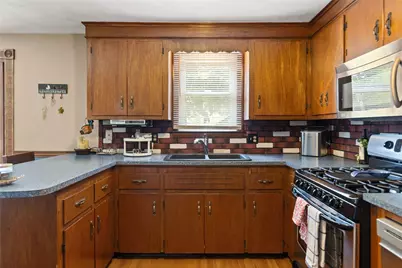67 Winston Avenue, Warwick, RI 02886 - Photo 13