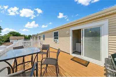 45 Hammond Street #3, Newport, RI 02840 - Photo 9